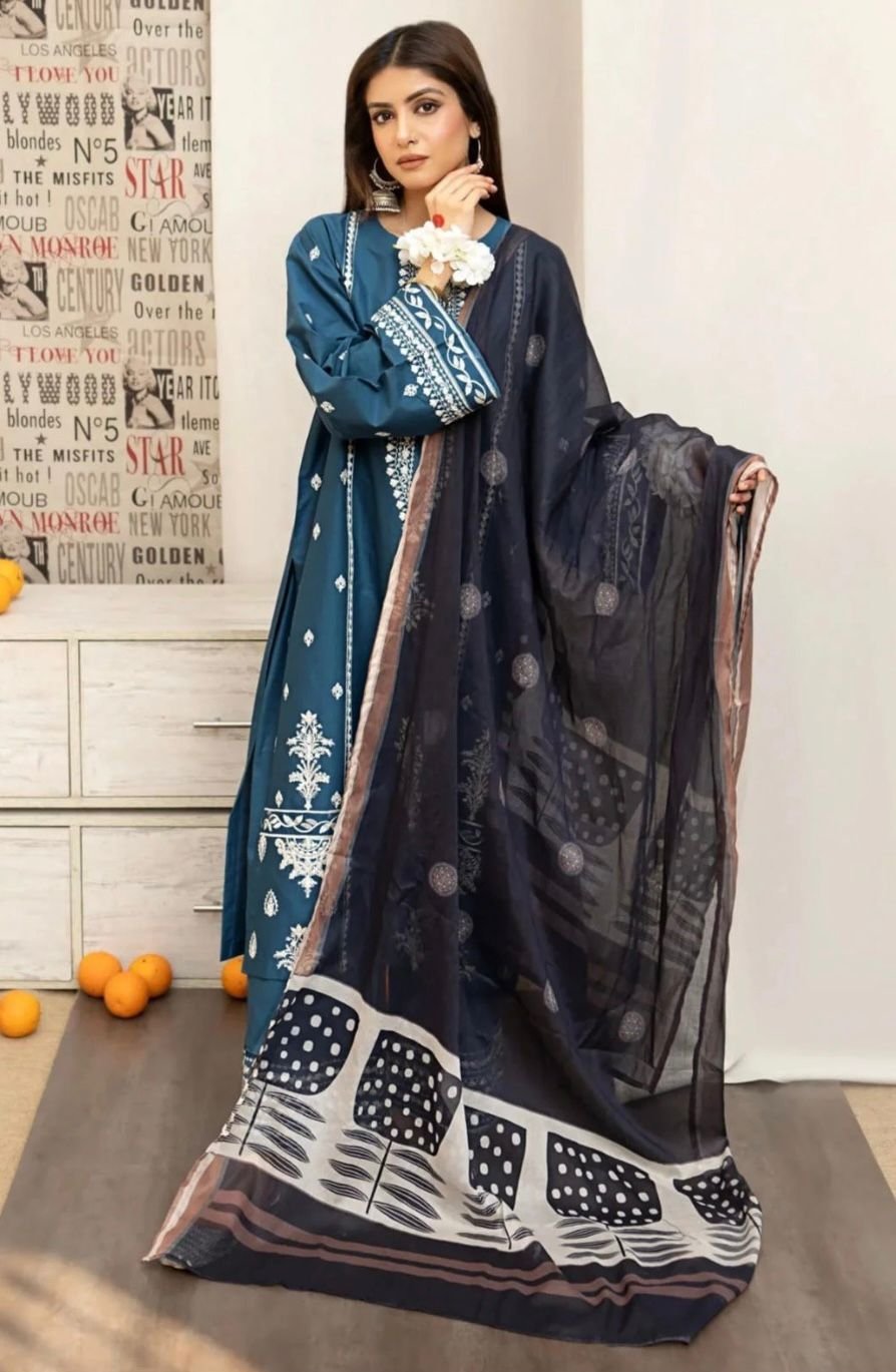 Dhanak 3-Piece Embroidered Winter Suit with Matching Shawl – Stylish & Comfortable
