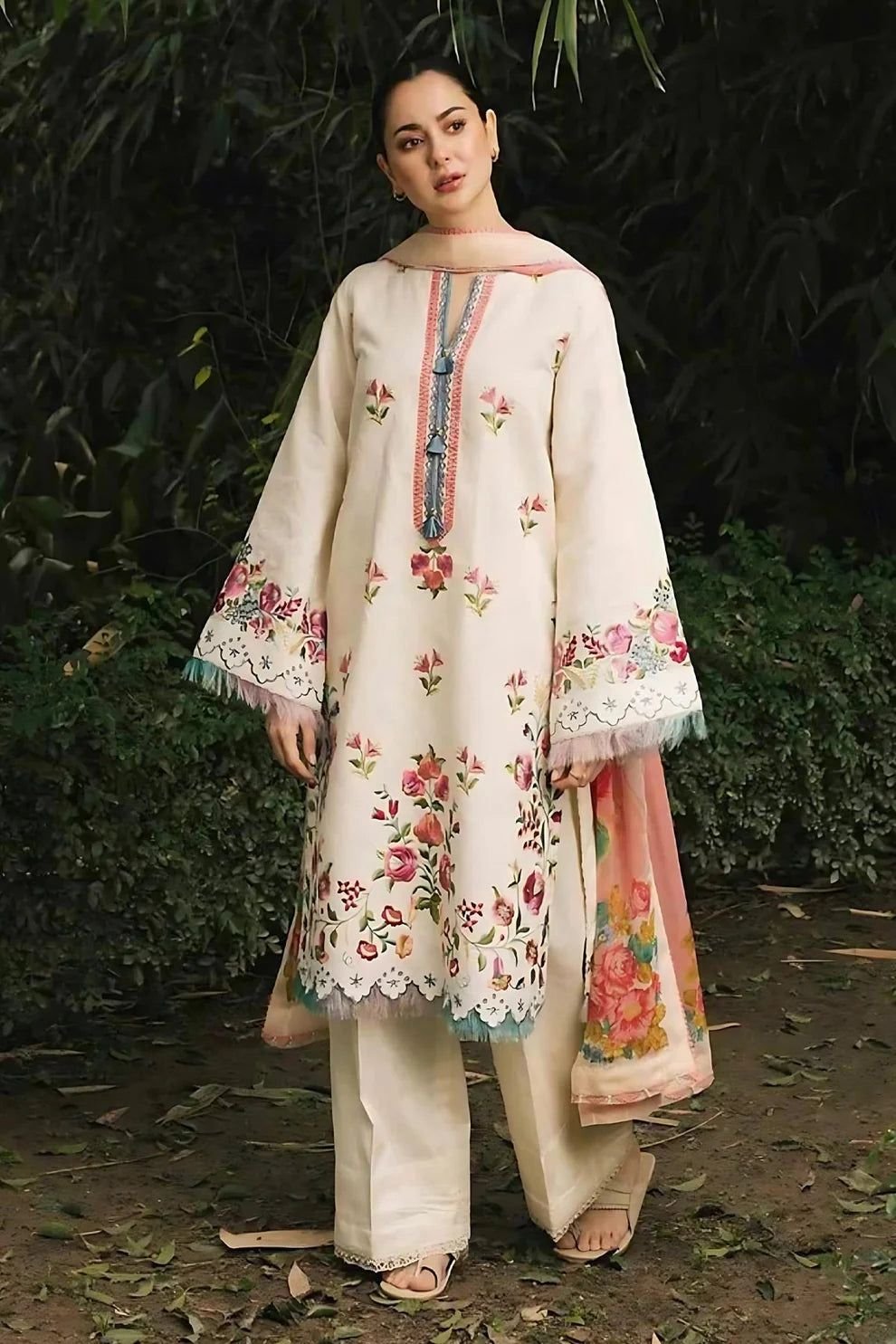 Premium Dhanak 3-Piece Embroidered Suit – Winter Collection