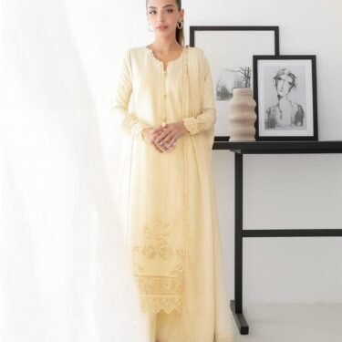 Maria B Dhank Winter Suit – Heavy Multi-Head Embroidered Women’s Outfit with Wool Shawl