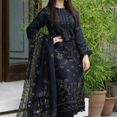 Black Embroidered Evening Wear – Bold & Elegant