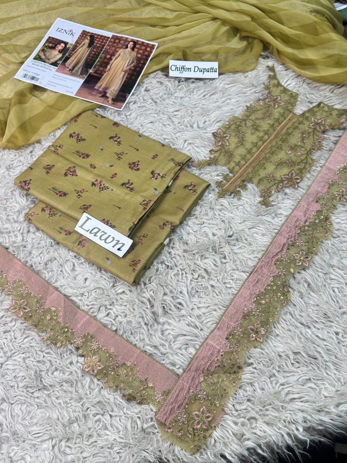 Luxury Lawn Digital Print 3-Piece Suit with Chiffon Dupatta & Embroidered Patches