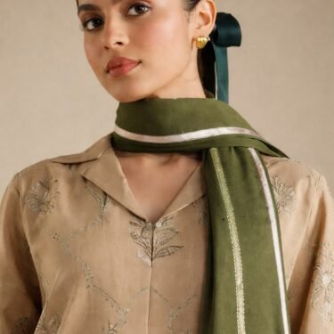 Lawn 3-Piece Embroidered Suit with Digital Diamond & Embroidered Dupatta