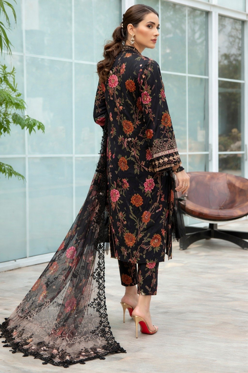 Luxury Lawn Digital Print 3-Piece Suit with Chiffon Dupatta & Embroidered Patches