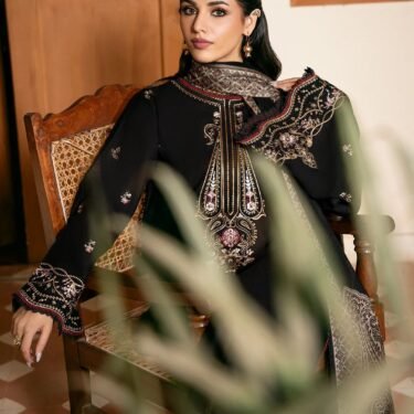 Elegant Embroidered Lawn 3-Piece Suit – Mix Brands Collection