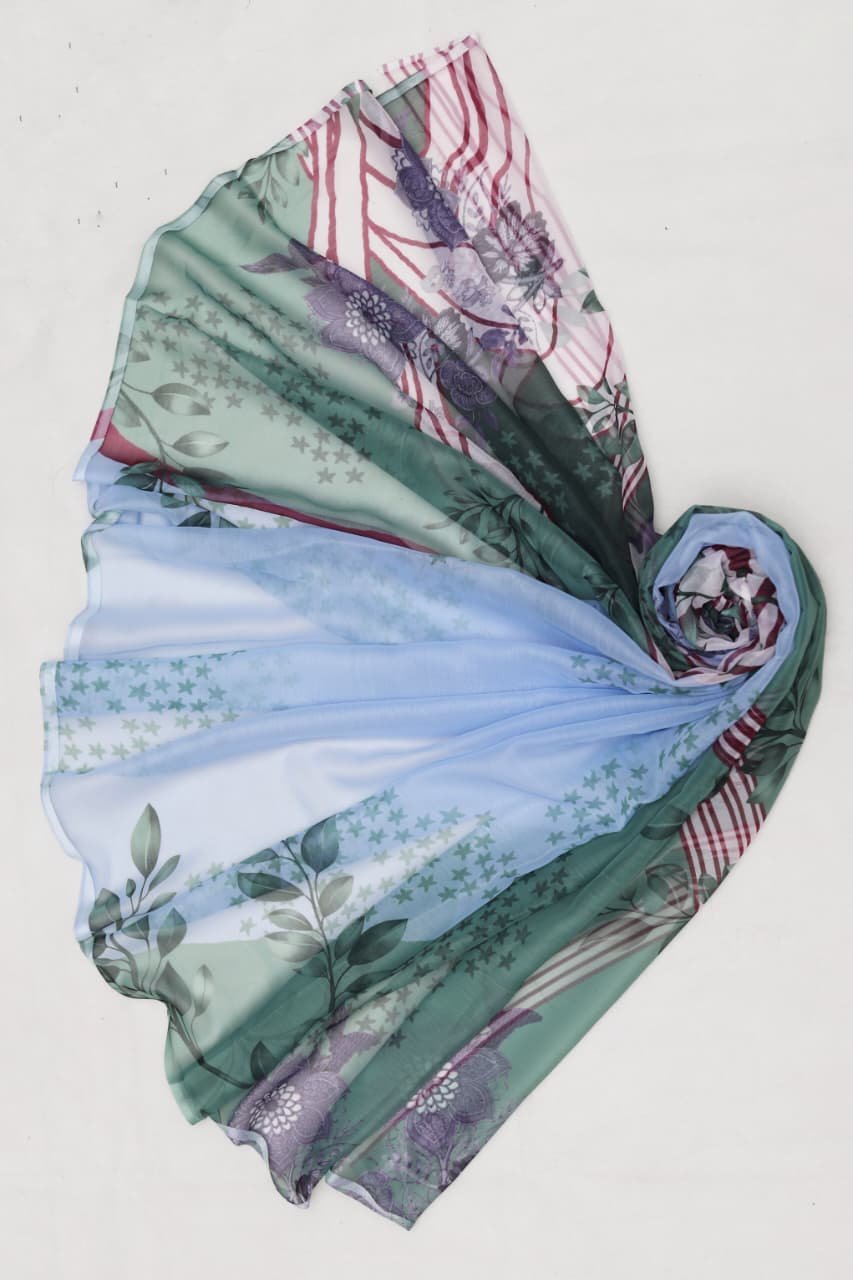 Summer Collection 2026 – 3Pc Printed Lawn Suit with Embroidered Patches & Chiffon Dupatta