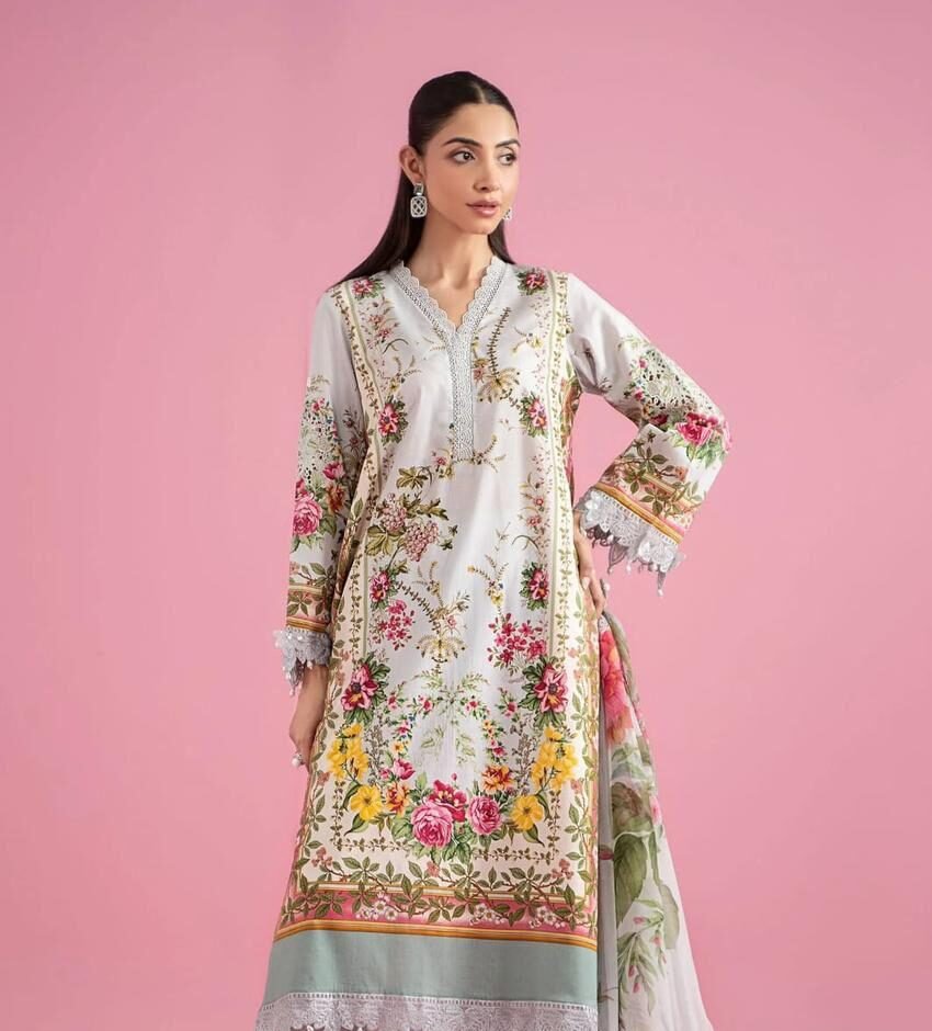 Style Me Wear – MPT-2605A/B Printed Lawn 3PC Suit with Heavy Embroidered Spangle Work Dupatta
