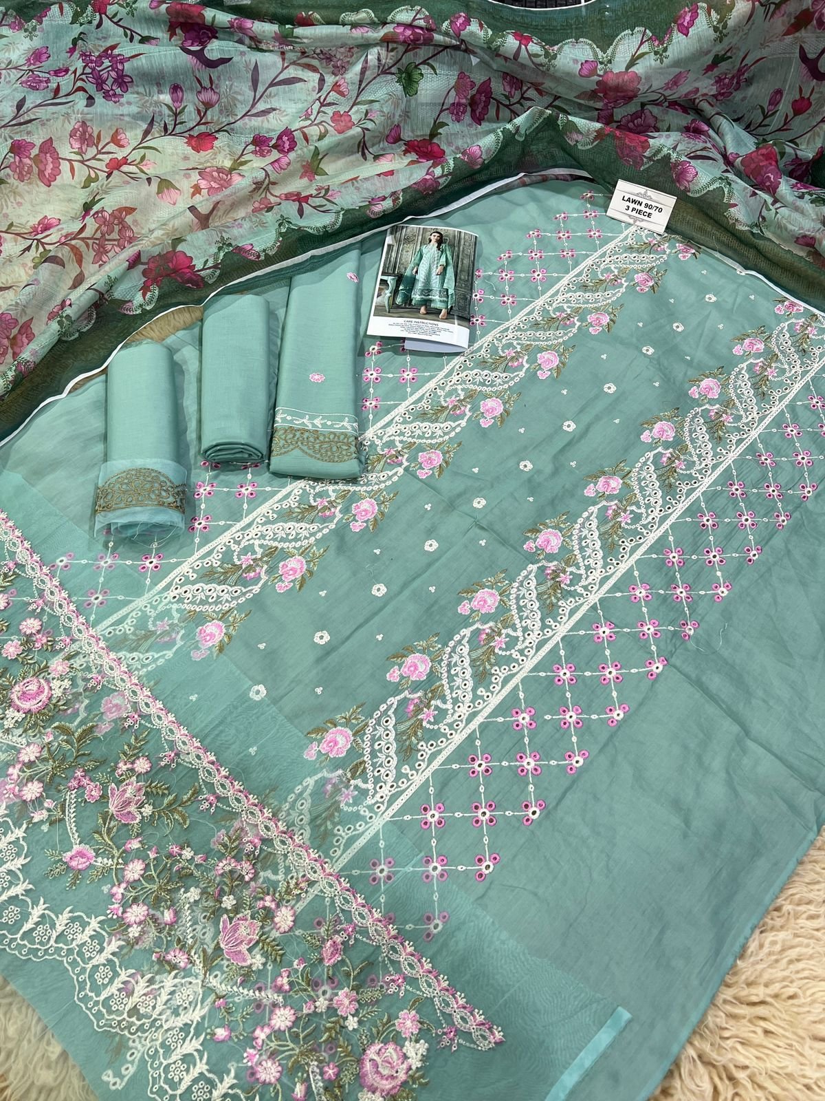 Mix Brands Lawn 3PC Chikankari Embroidered Suit – Tarkashi Diamond Dupatta