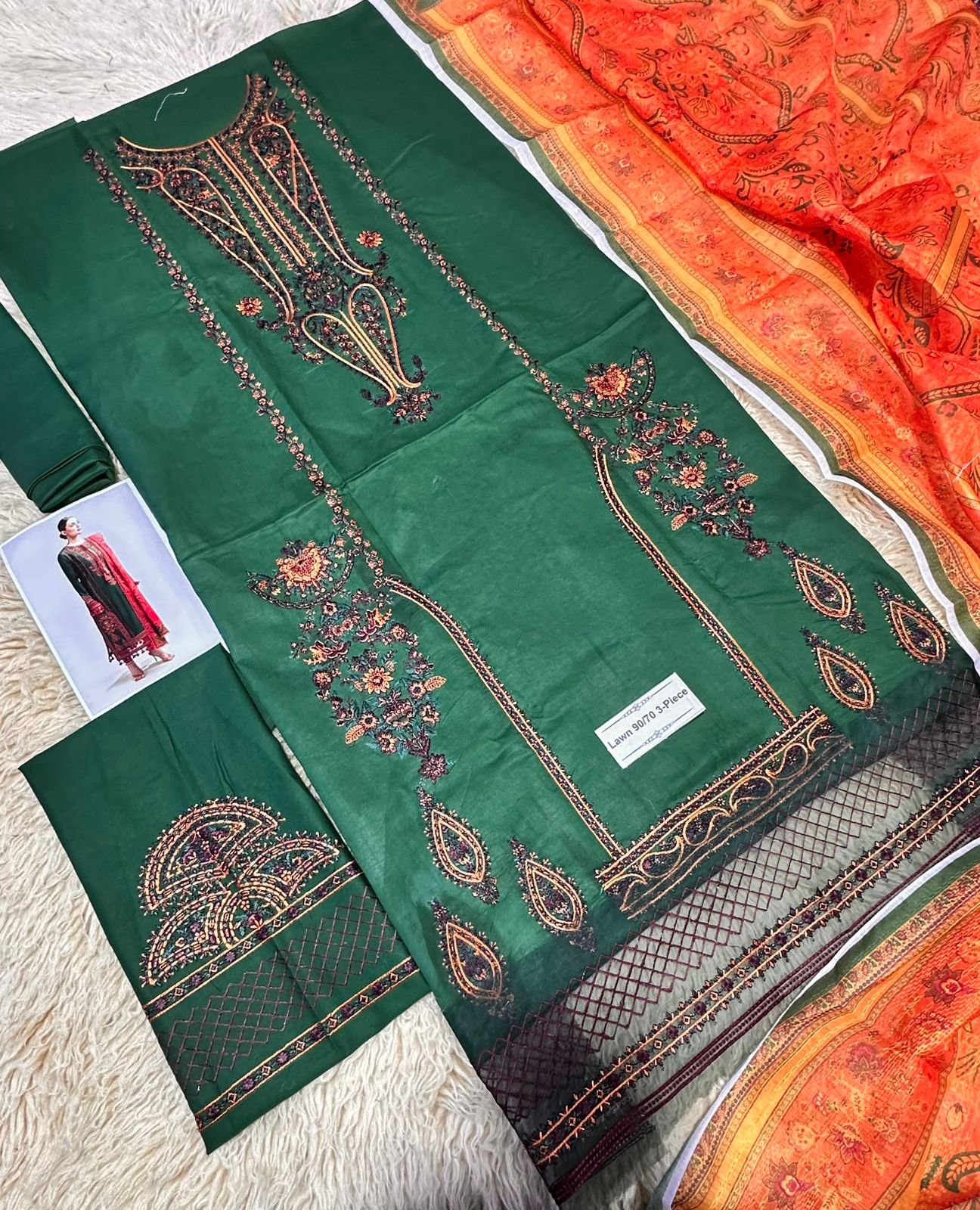 Mix Brands Lawn 3PC Chikankari Embroidered Suit – Tarkashi Diamond Dupatta