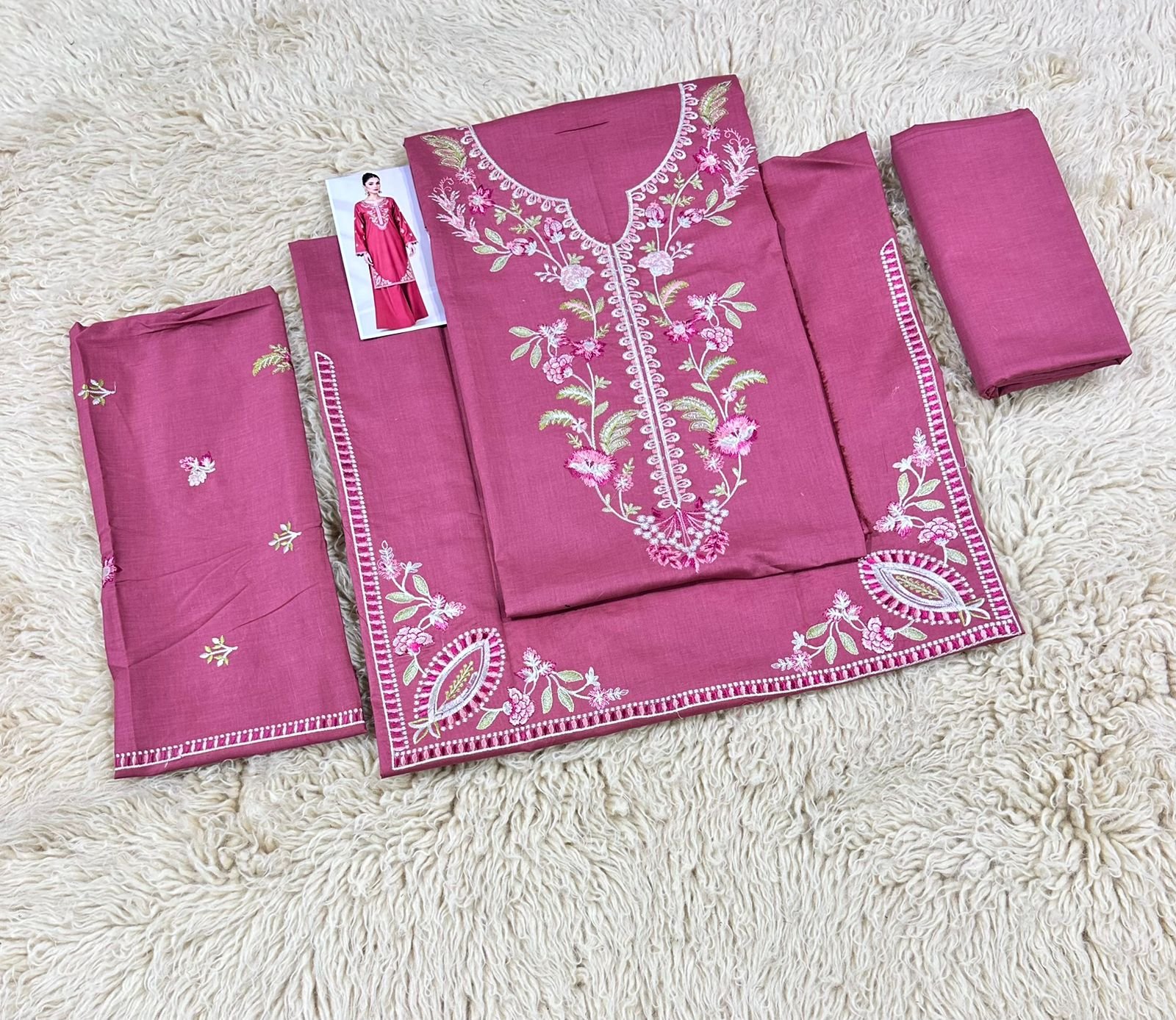 Urban Glance – Summer Luxury Lawn 2PC (Unstitched) | Style Me Wear