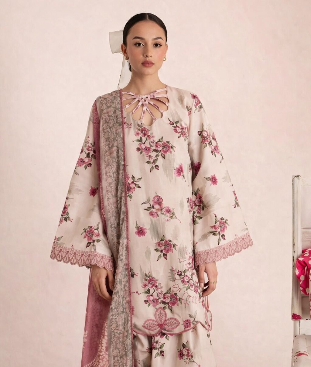 Elegant Digital Printed Lawn 3PC Suit with Embroidered Voil Dupatta & Organza Patches – Ready To Wear